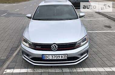 Хетчбек Volkswagen Jetta 2016 в 