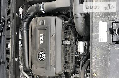 Хетчбек Volkswagen Jetta 2016 в 