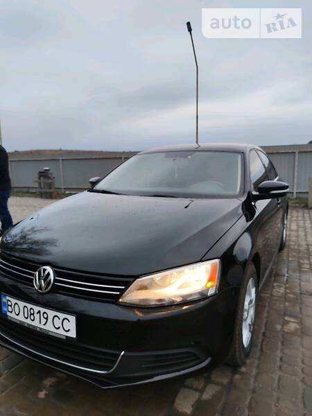 Седан Volkswagen Jetta 2014 в Тернополе