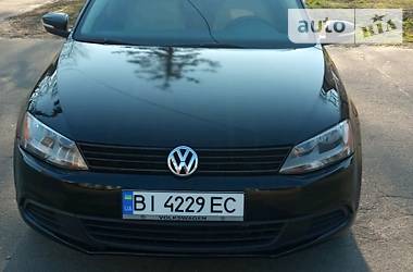 Седан Volkswagen Jetta 2011 в 