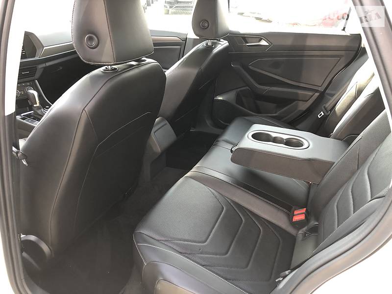 Седан Volkswagen Jetta 2019 в Львові фото 12 Седан Volkswagen Jetta 2019 в Львові