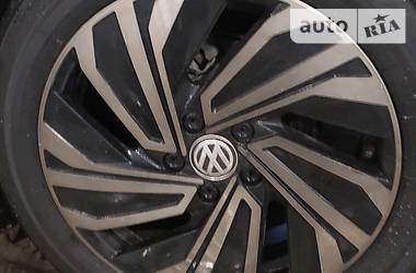 Седан Volkswagen Jetta 2018 в Києві