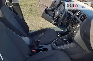 Седан Volkswagen Jetta 2015 в 