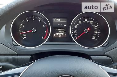 Седан Volkswagen Jetta 2015 в 