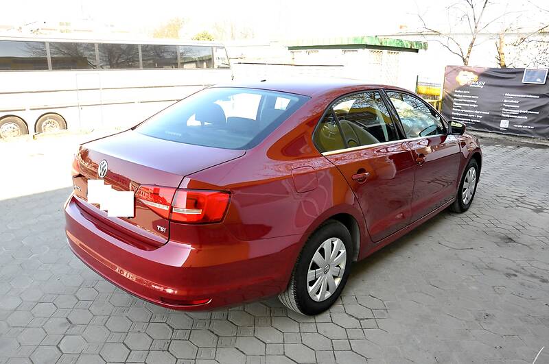 Седан Volkswagen Jetta 2017 в Львові