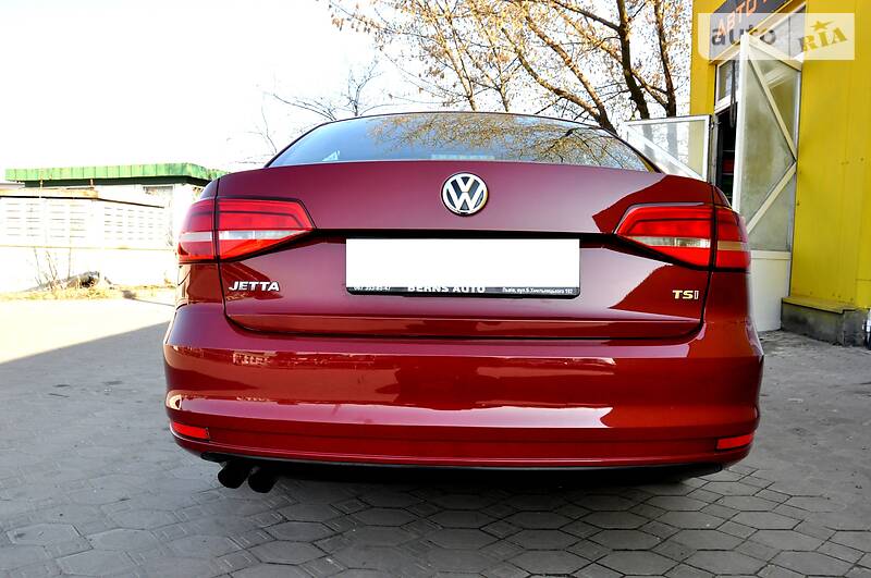 Седан Volkswagen Jetta 2017 в Львові