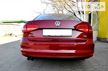 Седан Volkswagen Jetta 2017 в 