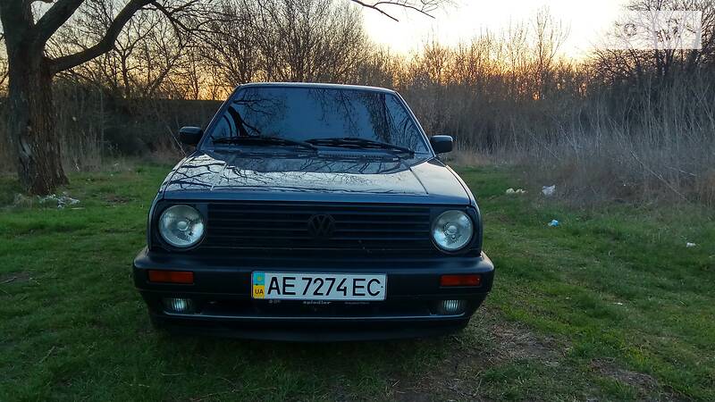 Хетчбек Volkswagen Jetta 1990 в П'ятихатках