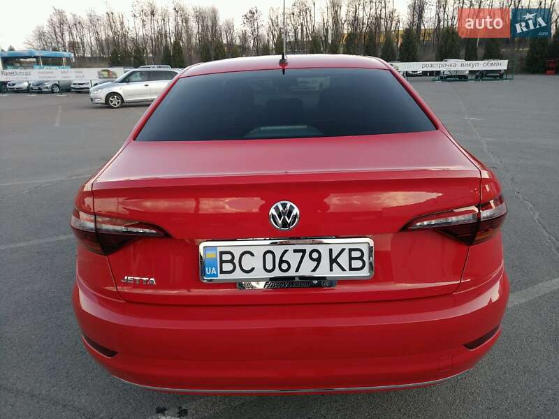 Седан Volkswagen Jetta 2018 в Львове