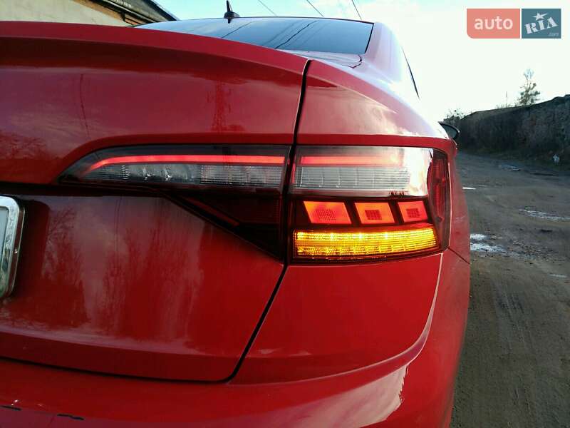 Седан Volkswagen Jetta 2018 в Львове