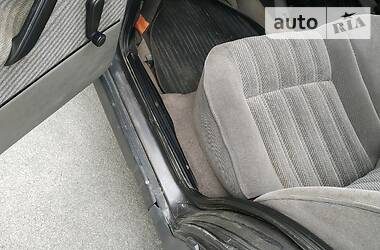 Седан Volkswagen Jetta 1992 в 