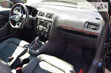 Седан Volkswagen Jetta 2014 в 