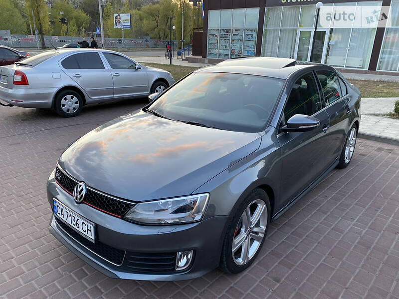 Седан Volkswagen Jetta 2015 в Черкасах фото Седан Volkswagen Jetta 2015 в Черкасах