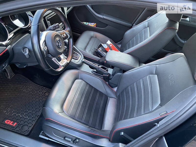 Седан Volkswagen Jetta 2015 в Черкасах фото 35 Седан Volkswagen Jetta 2015 в Черкасах