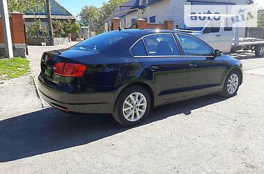 Седан Volkswagen Jetta 2011 в 