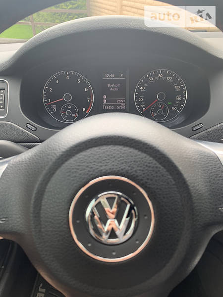 Седан Volkswagen Jetta 2014 в Києві