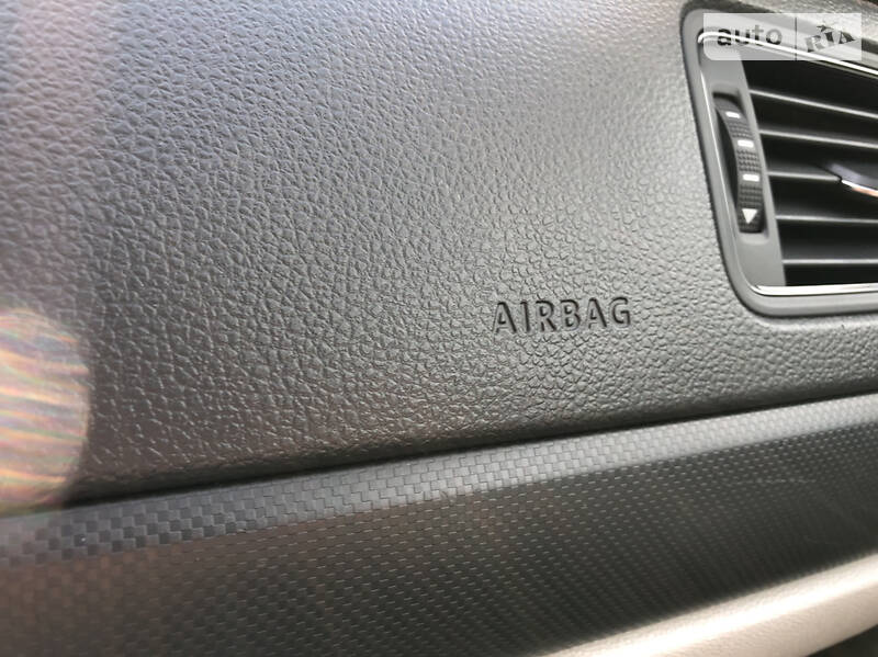 Седан Volkswagen Jetta 2014 в Ірпені