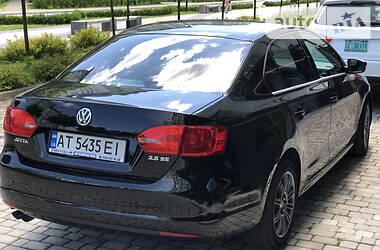 Седан Volkswagen Jetta 2012 в Ивано-Франковске