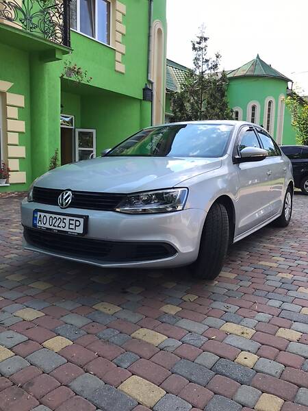 Седан Volkswagen Jetta 2012 в Ужгороді фото 7 Седан Volkswagen Jetta 2012 в Ужгороді