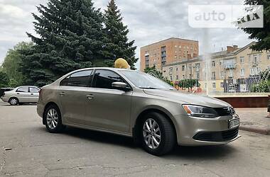 Седан Volkswagen Jetta 2012 в Лубнах