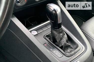 Седан Volkswagen Jetta 2015 в 