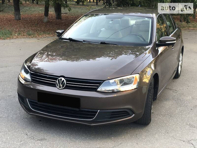 Седан Volkswagen Jetta 2014 в Херсоне