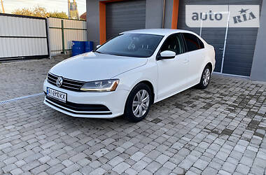 Седан Volkswagen Jetta 2017 в 