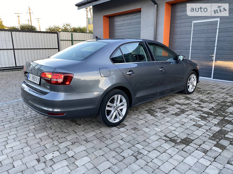 Седан Volkswagen Jetta 2016 в Києві