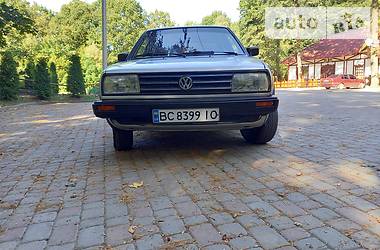 Седан Volkswagen Jetta 1986 в Дрогобичі