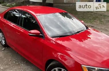Седан Volkswagen Jetta 2011 в 