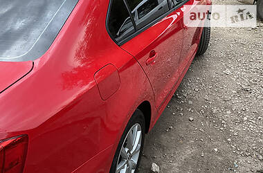 Седан Volkswagen Jetta 2011 в 