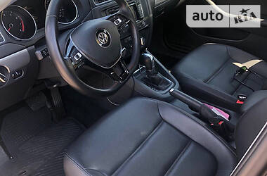 Седан Volkswagen Jetta 2015 в Краматорске