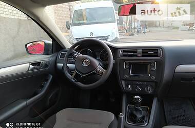 Седан Volkswagen Jetta 2017 в Дніпрі