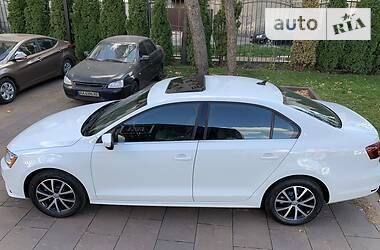 Седан Volkswagen Jetta 2017 в Киеве