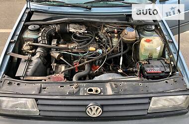 Седан Volkswagen Jetta 1990 в 