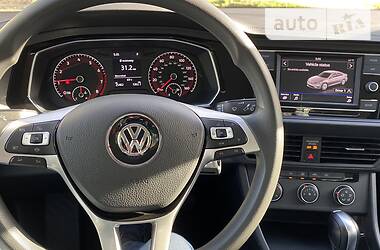 Седан Volkswagen Jetta 2018 в Івано-Франківську