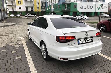 Седан Volkswagen Jetta 2015 в Ивано-Франковске