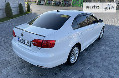 Седан Volkswagen Jetta 2013 в Кропивницком