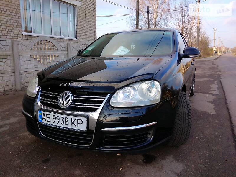 Седан Volkswagen Jetta 2006 в Старокостянтинові