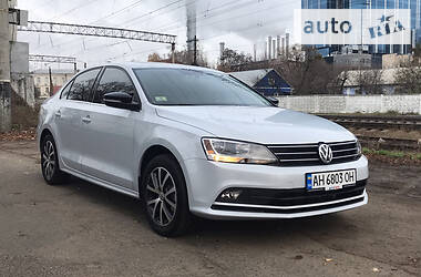 Седан Volkswagen Jetta 2017 в Києві