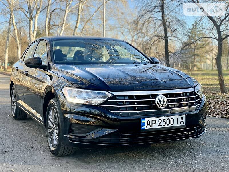 Volkswagen Jetta Titan Black