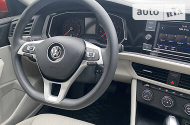 Седан Volkswagen Jetta 2018 в Знаменке