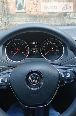 Седан Volkswagen Jetta 2016 в Харькове