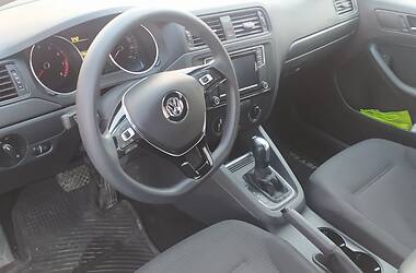 Седан Volkswagen Jetta 2015 в Запоріжжі