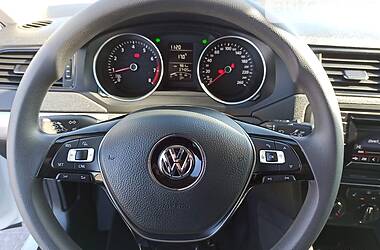 Седан Volkswagen Jetta 2015 в Стрые