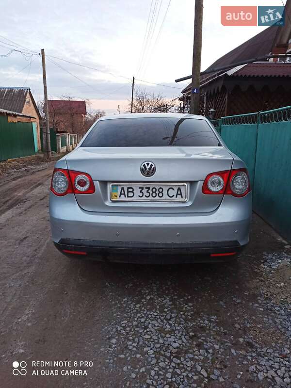 Седан Volkswagen Jetta 2007 в Хмільнику