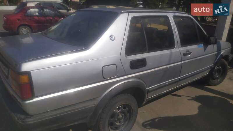 Седан Volkswagen Jetta 1986 в Березному