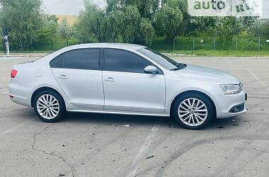 Седан Volkswagen Jetta 2012 в Киеве