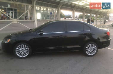 Седан Volkswagen Jetta 2012 в 