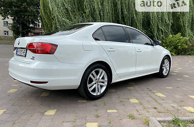 Седан Volkswagen Jetta 2014 в Ровно